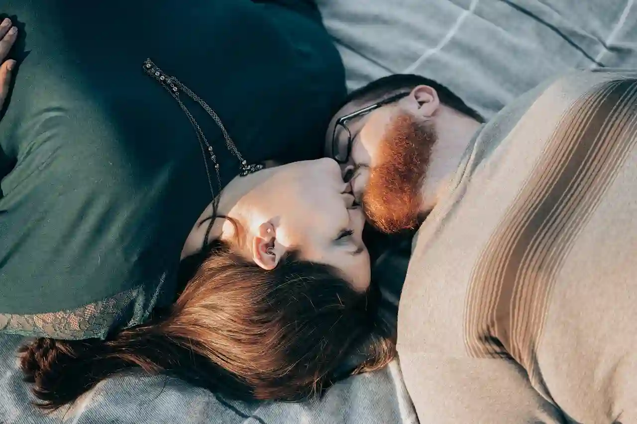 금리 인하가 단기 예금 수요에 미치는 영향 탐구하기