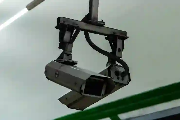 아파트 현관 앞 CCTV 800만 화소 예스카모 무선 카메라 어때?