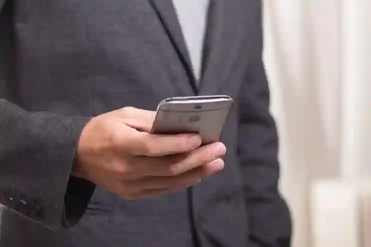 갤럭시핏3, 애플 느낌의 세련된 디자인을 살펴보자!
