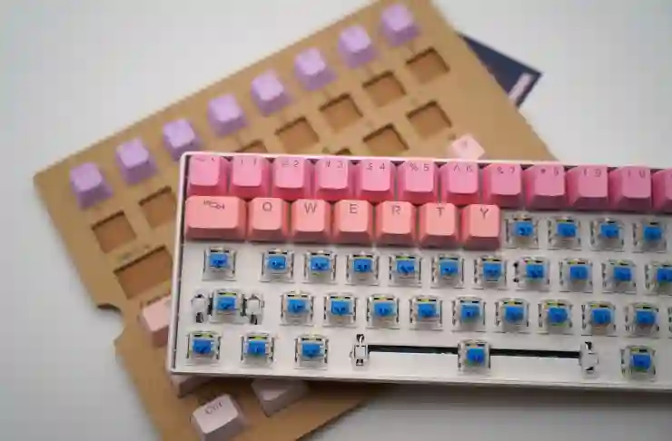 랩터 MX 스위치로 완성하는 QK75N 알루미늄 커스텀 키보드의 매력 살펴보기