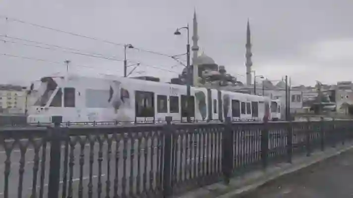 LG IPS 패널 사용한 24인치 무결점 모니터 필립스 241V8B 주사율 100Hz 게이밍 업무에 탁월