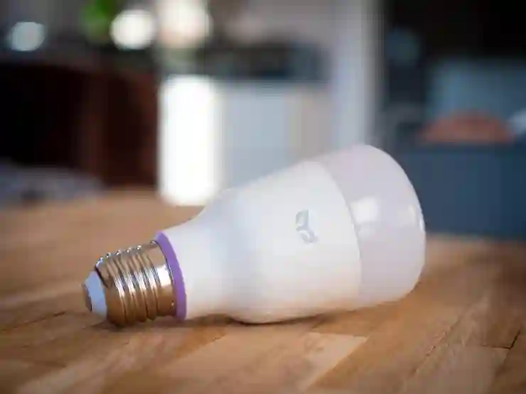 전기 배선 없이 IoT 스마트 스위치로 전등 쉽게 제어하기